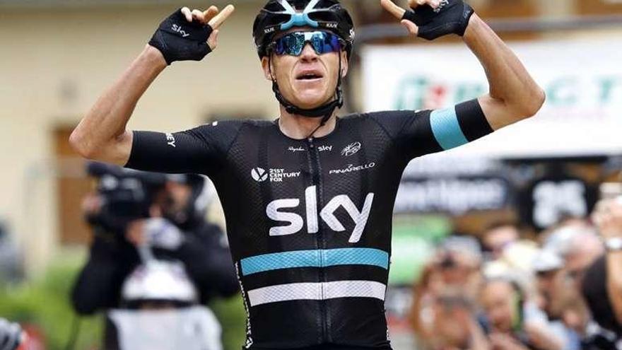 Froome celebra su victoria. // FDV