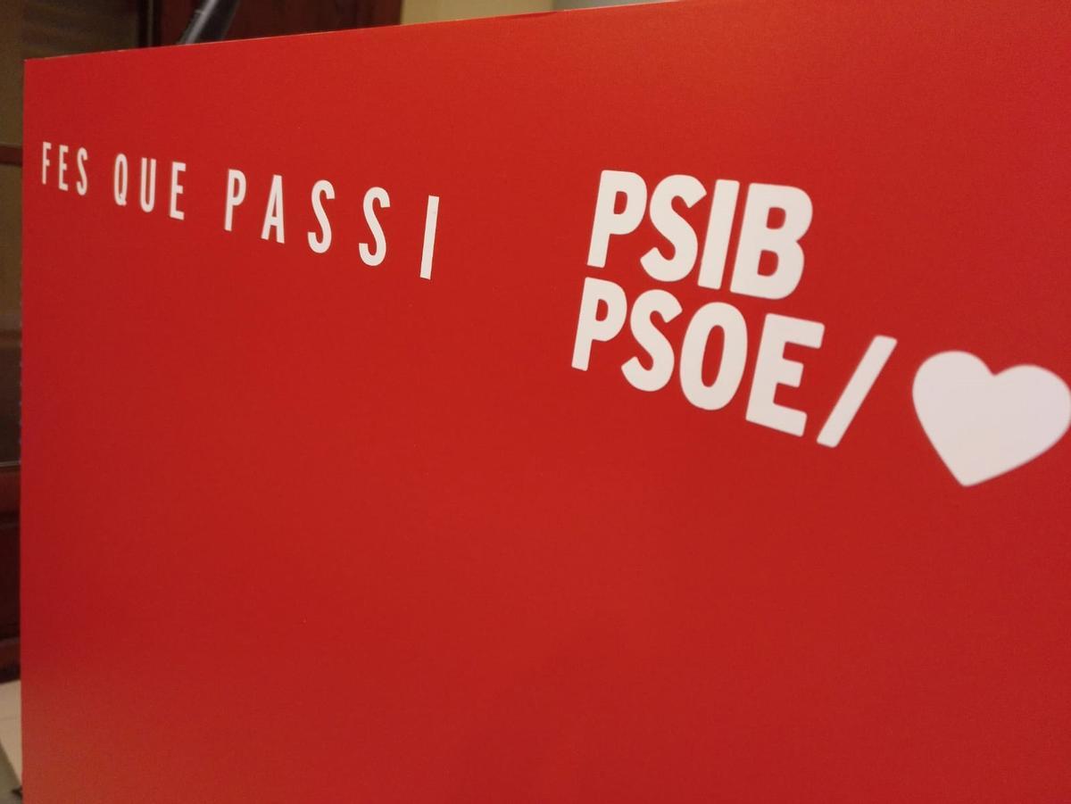 Archivo - Logo del PSIB con el eslogan para las elecciones.