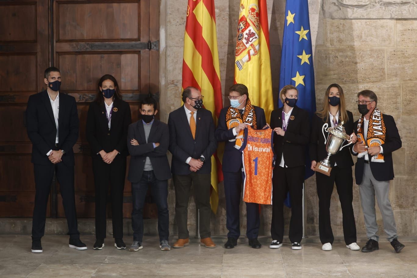 Las fotos del acto de celebración de la Eurocup Women