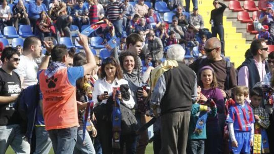 Dos colegios valencianos disfrutaron del partido.