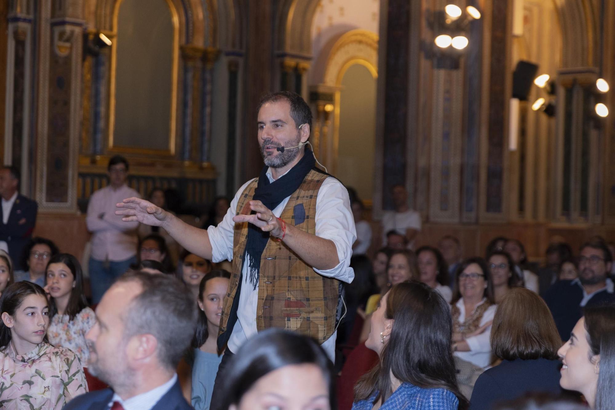 La fiesta más feliz de Paula Nieto en la Agrupación del Botànic