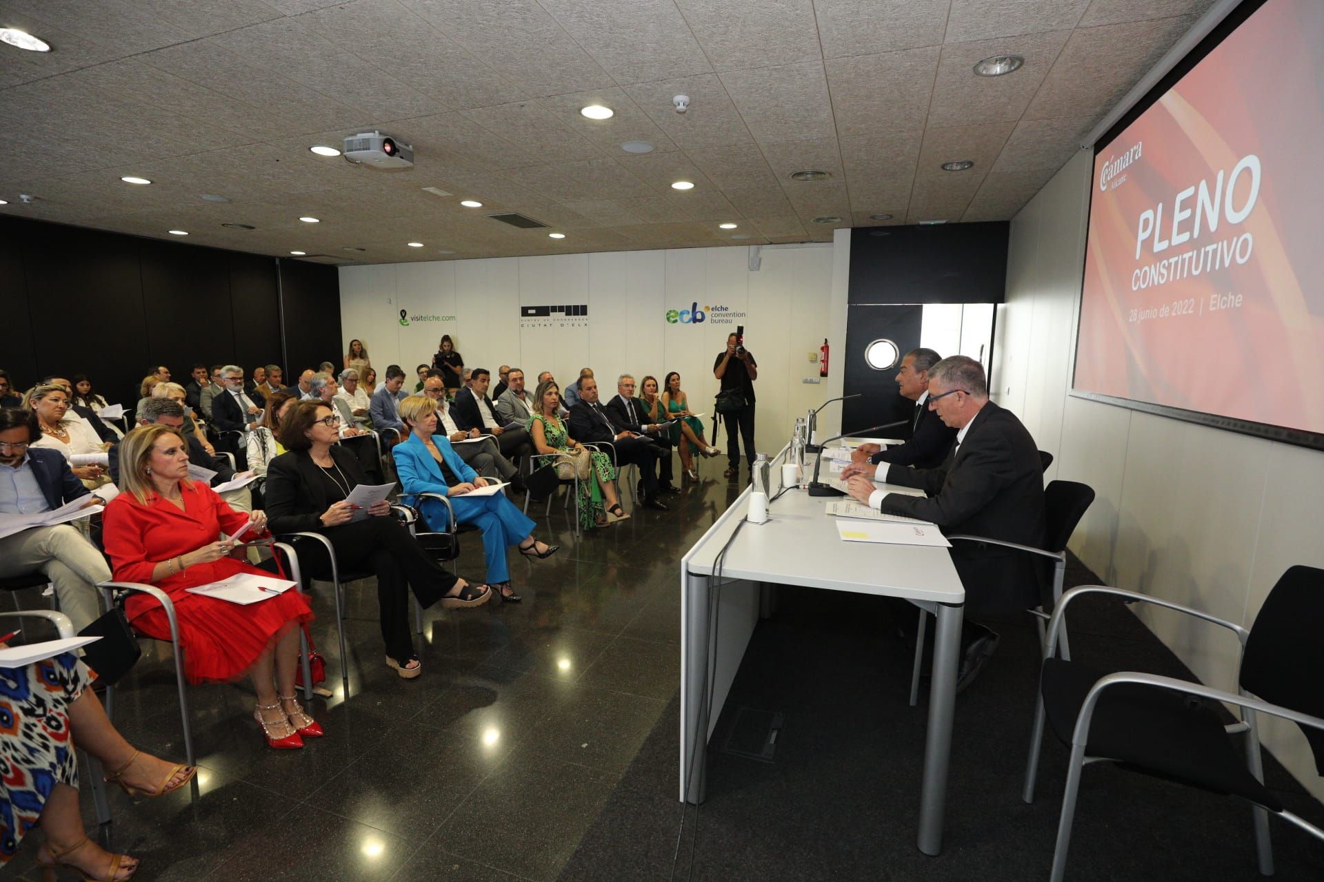 La Cámara de Comercio de Alicante elige a Carlos Baño como nuevo presidente de la institución