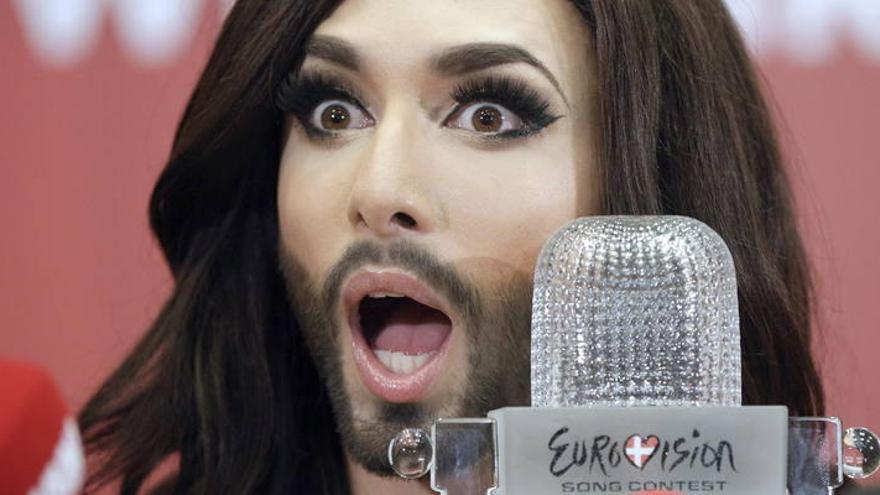 Ruth Lorenzo plant Duett mit Conchita Wurst