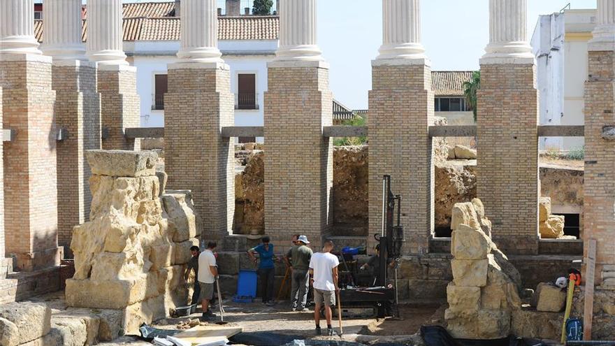 La obra para pasear por el Templo Romano, a ritmo lento