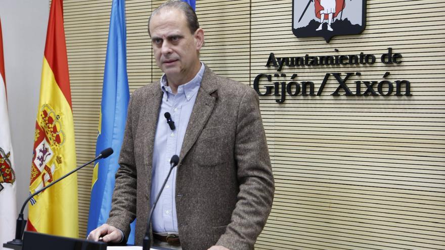 &quot;Es ilegal&quot;, denuncia el PSOE del aparcamiento previsto en La Pecuaria