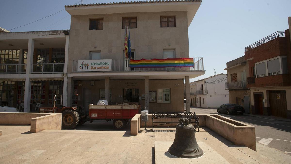 Ayuntamiento de Benifairó de les Valls.