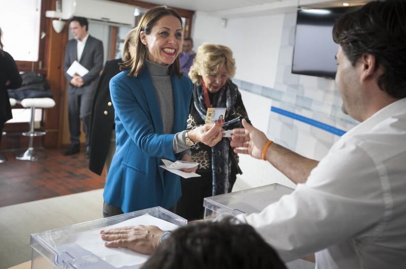 Votación de los afiliados del PP en Canarias