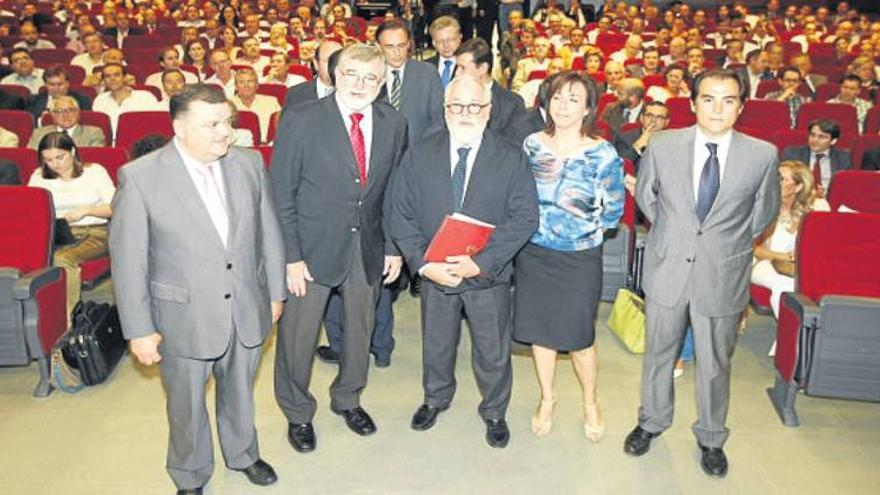 Arias Cañete garantiza que Andalucía mantendrá las mismas ayudas agrarias