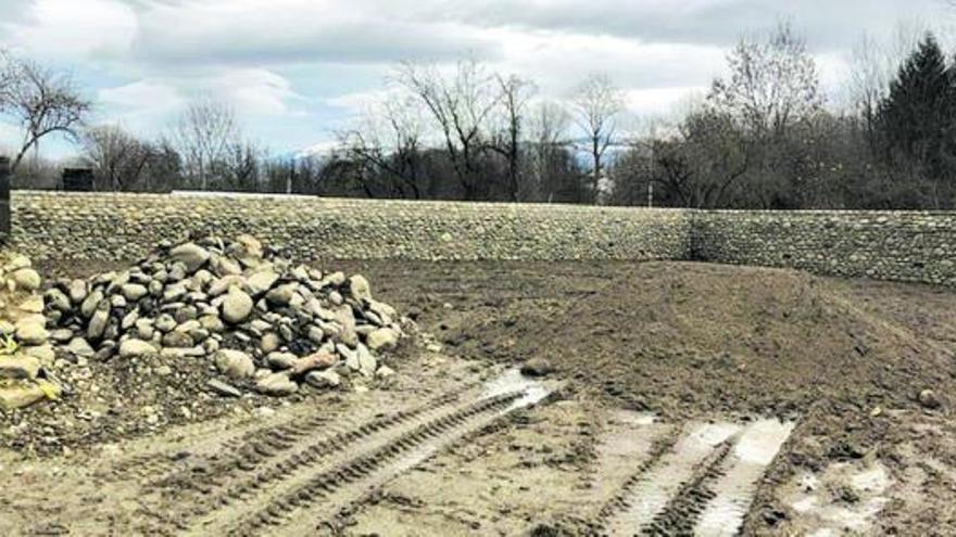 Les obres de construcció del primer parc urbà al poble de Talltorta