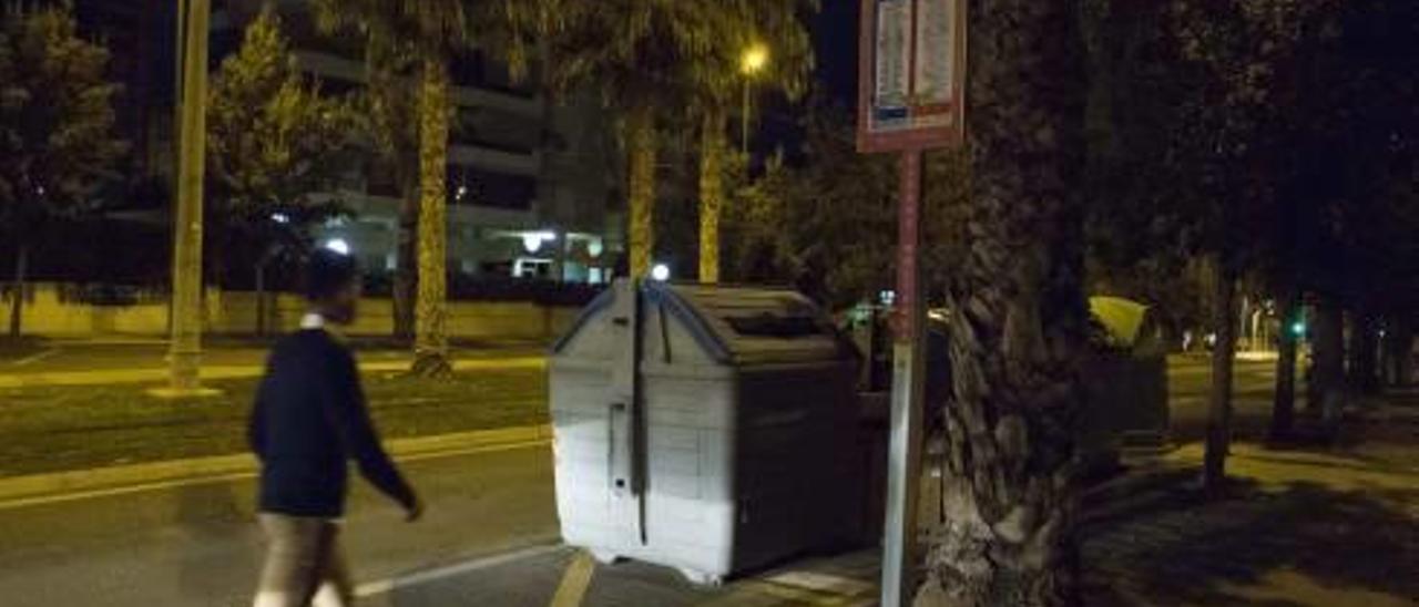 Jóvenes alicantinas cuentan cómo es la vuelta a casa las noches del fin de semana