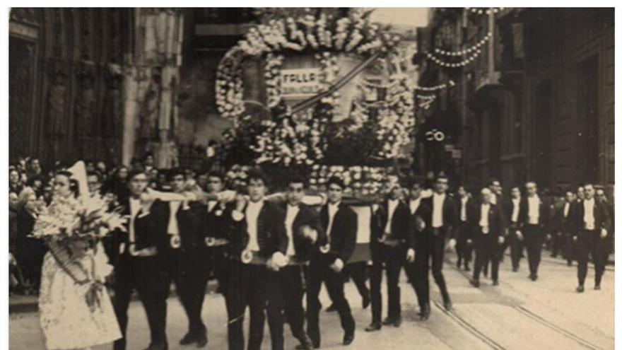 Las Fallas de cuatro días solo tienen 60 años y surgieron por el crecimiento imparable de la fiesta