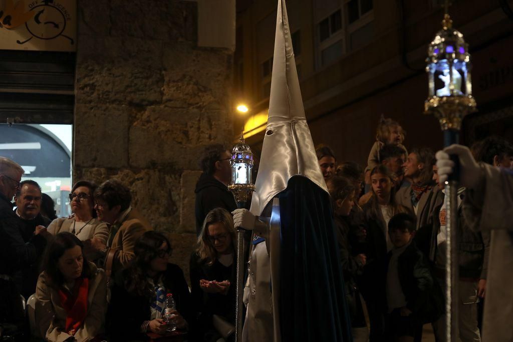 Procesión del Santo Entierro este Viernes Santo en Cartagena, en imágenes