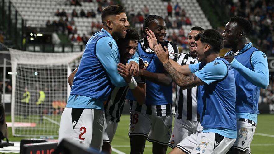 Gio Zarfino no seguirá en el CD Castellón