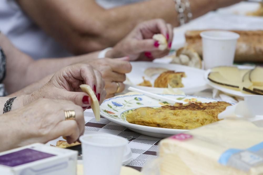 Comida popular en Piedras Blancas