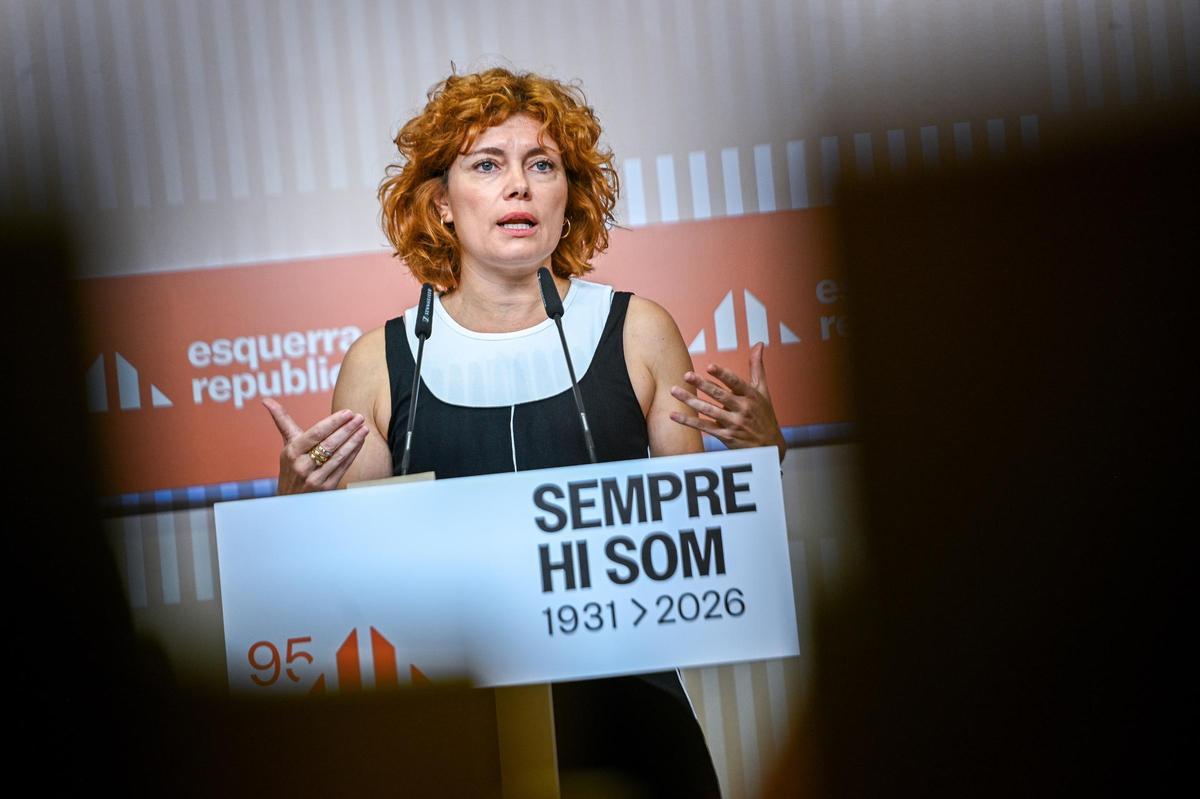 La secretaria general de ERC, Elisenda Alamany, este lunes en rueda de prensa.