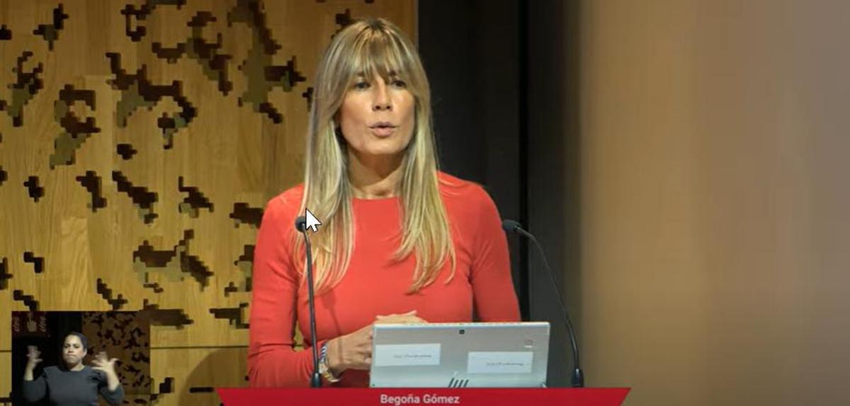 Begoña Gómez durante su intervención este martes en el acto de su máster.