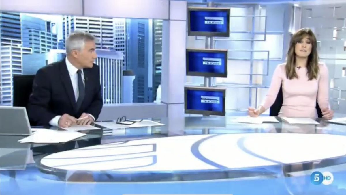 Isabel Jiménez «implica» Pablo Iglesias a ‘Informativos Telecinco’ en la crisi del PP per error i ell reacciona Isabel Jiménez «implica» Pablo Iglesias a ‘Informativos Telecinco’ en la crisi del PP per error i ell reacciona