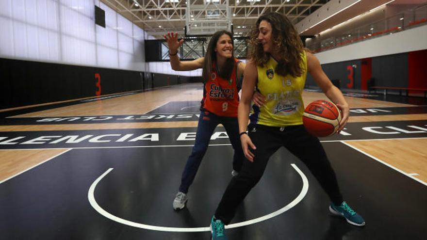 Las capitanas del Valencia Basket y del Picken Claret, en L&#039;Alqueria