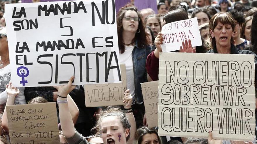 La periodista Cristina Fallarás impulsó la campaña del #Cuéntalo en Twitter