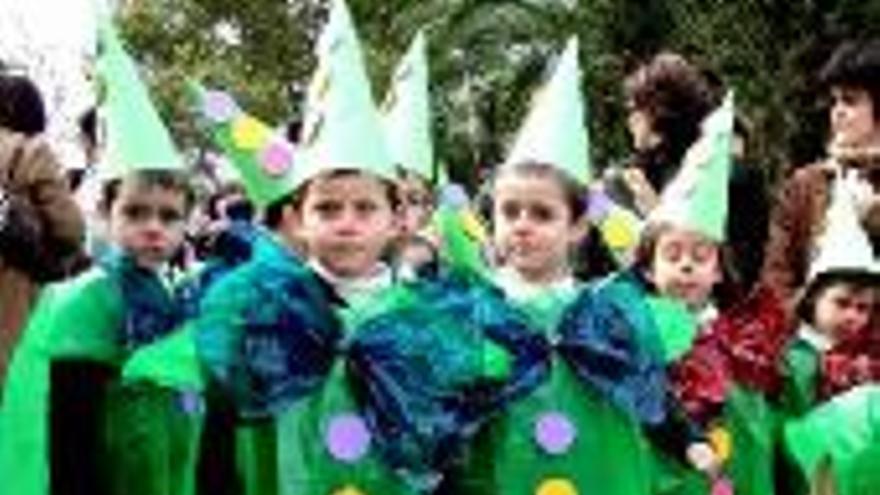 ´Los Lunnis´ son la atracción del Carnaval infantil solidario