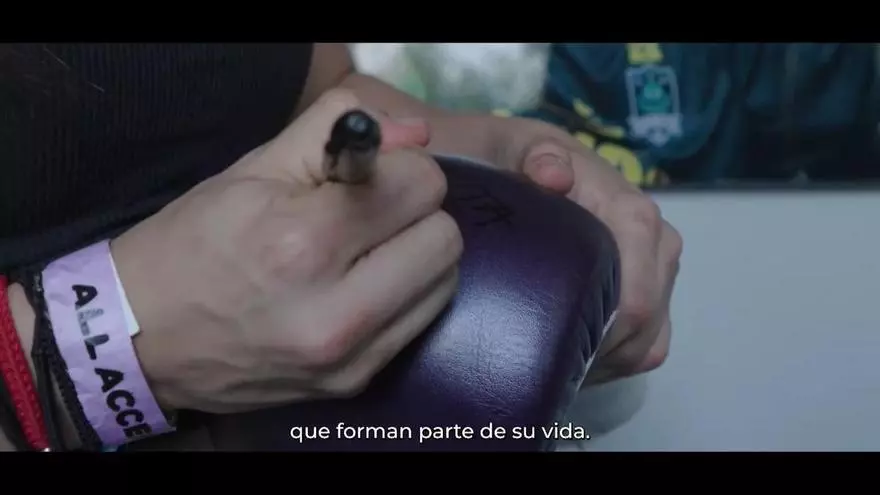 Estrellas de la Kings League sortean objetos personales para ayudar a niños vulnerables con Unicef