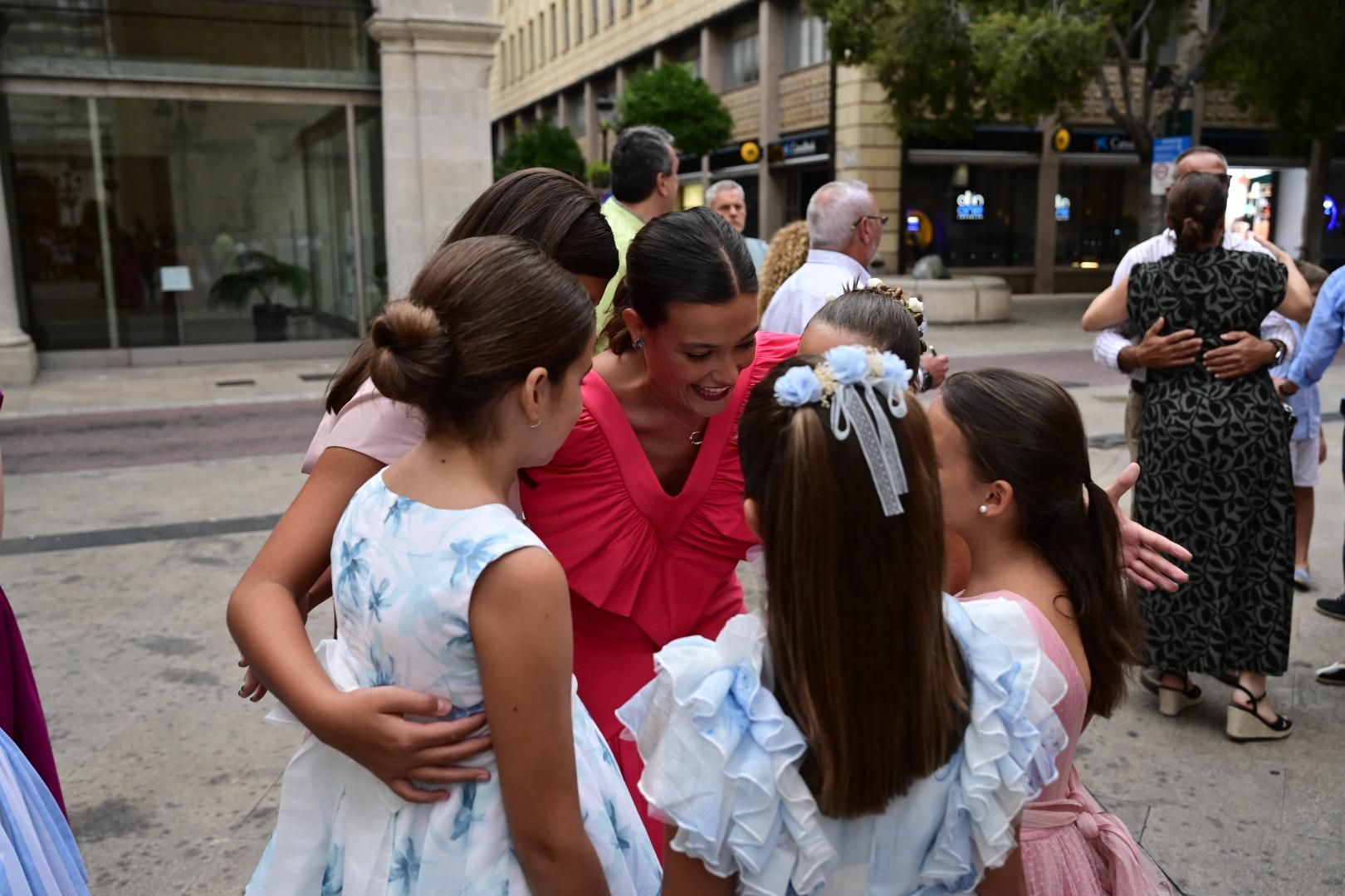 Galería de fotos: Clara Sanz Sobrino y Ana Colón Sastriques, reina y reina infantil de las fiestas de Castelló 2026