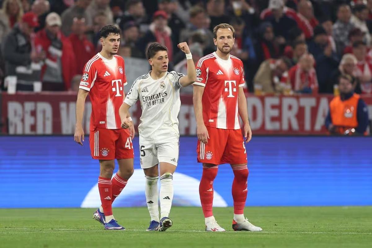 Guler celebra su primer gol en Múnich