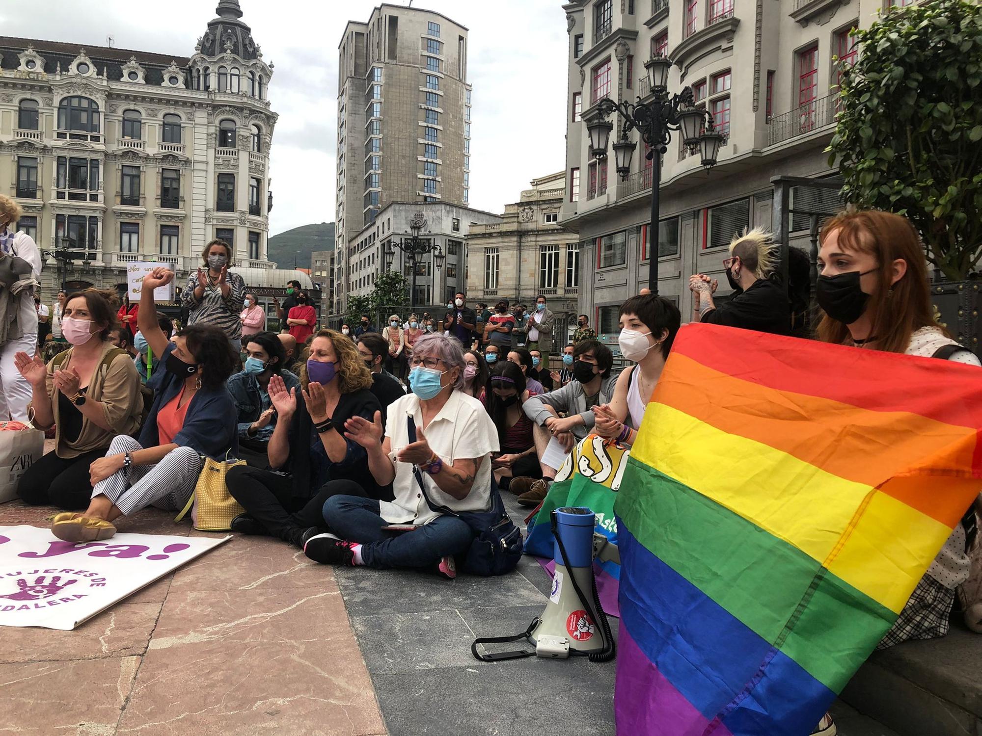 Oviedo y Gijón salen a la calle para pedir justicia por el asesinato de Samuel: "Ni una agresión sin respuesta"