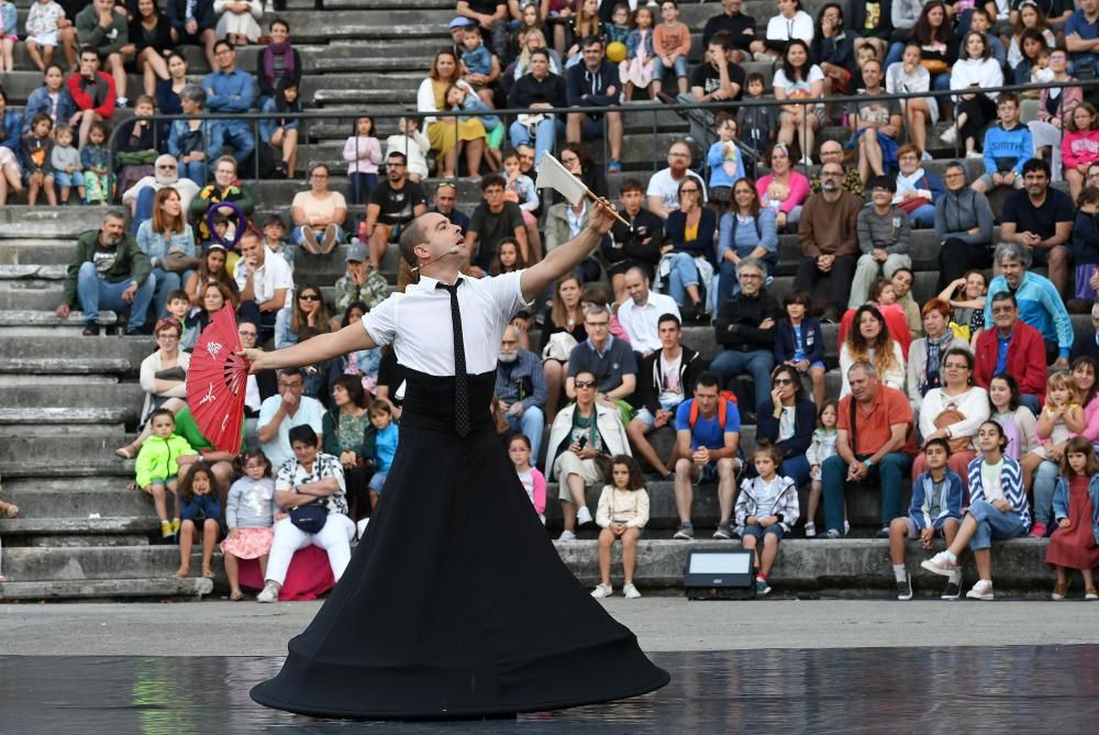 El festival continuará hoy con espectáculos en los jardines de Méndez Núñez y en el Obelisco.