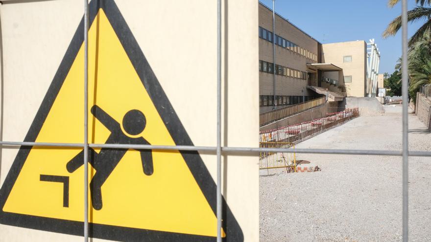 La obra del bloque quirúrgico lleva 13 meses parada en el Hospital General de Elche