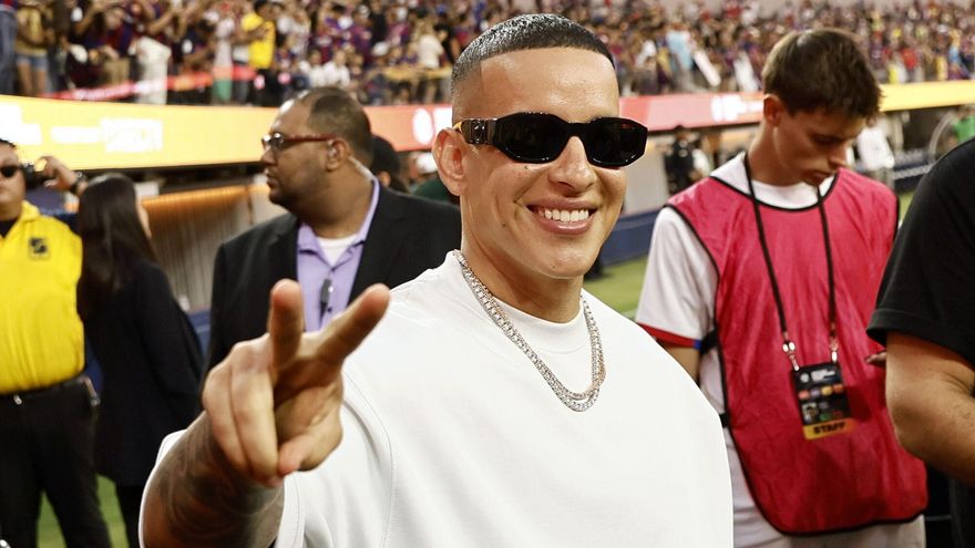 DENUNCIA DADDY YANKEE ESPOSA | Daddy Yankee denuncia a su esposa por  retiradas millonarias desde cuentas corporativas en pleno proceso de  separación
