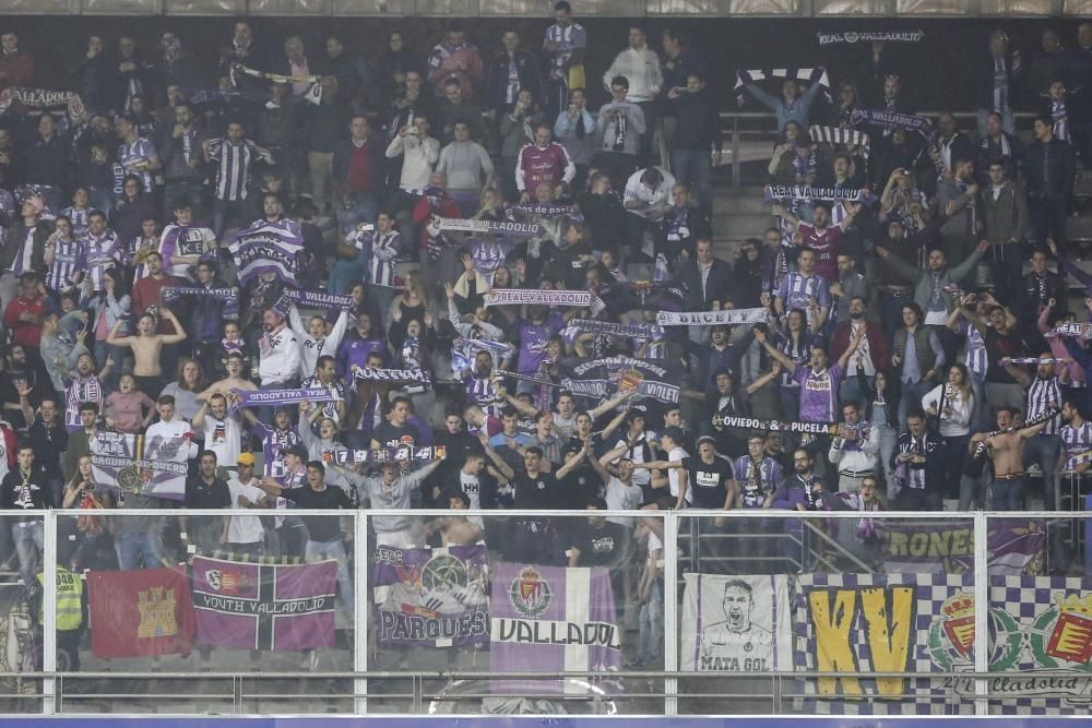 El partido entre el Real Oviedo y el Real Valladolid, en imágenes