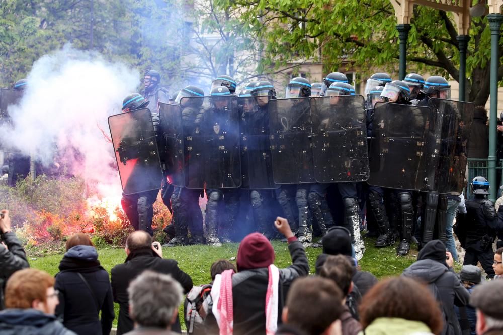 Disturbios en París en contra de la reforma laboral