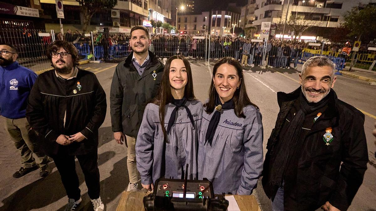 Así ha sido la espectacular mascletà nocturna de Gandia