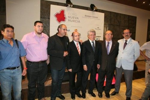 Enrique Cerezo, en el Foro Nueva Murcia