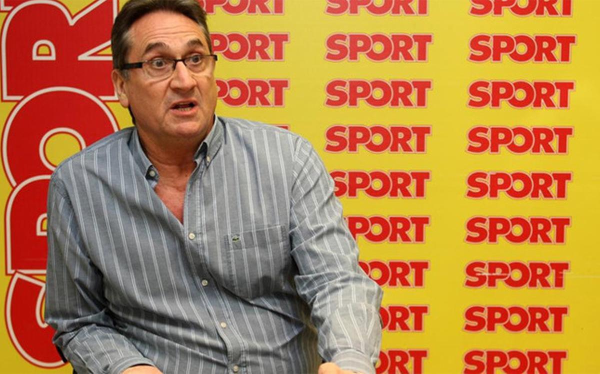 Valero Rivera  visitó SPORT ayer y posó con la flamante plata que logró en el Mundial de Catar