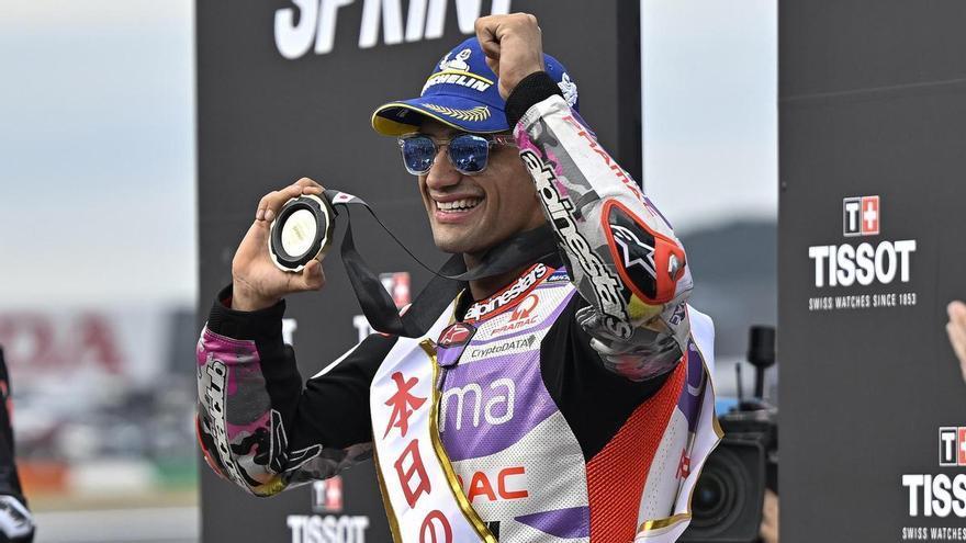 Jorge Martín arrasa en Indonesia y ya es líder del Mundial de MotoGP