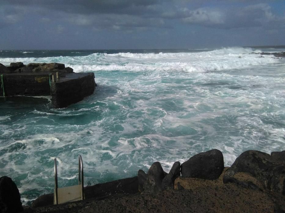 Aviso amarillo en Lanzarote por viento y oleaje