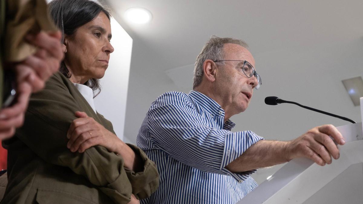 Xosé Sánchez Bugallo ha anunciado este viernes que deja su cargo de Senador coincidiendo con la vista de los ediles expulsados del PSOE en los juzgados
