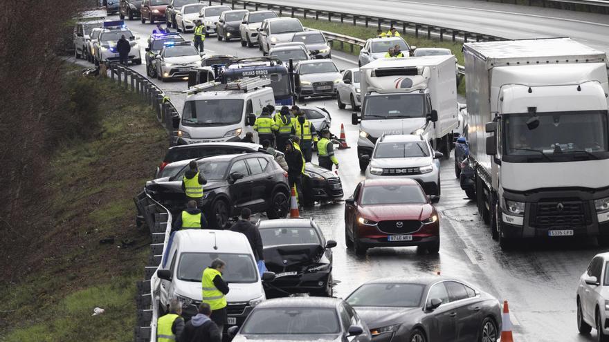 Dos diputados del PP de Galicia heridos en un accidente múltiple en A Coruña