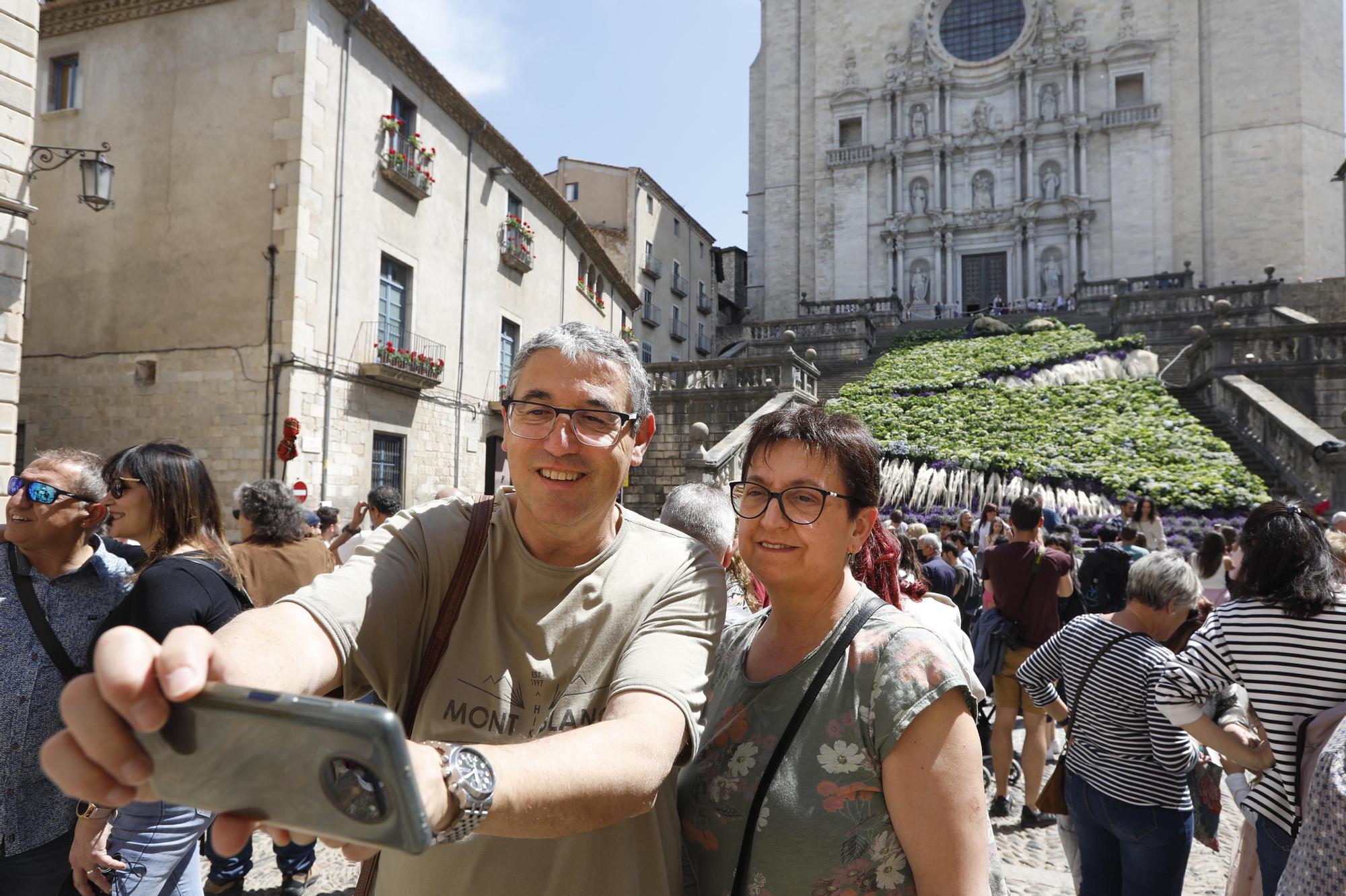 Girona es torna a omplir de color i riuades de gent en el retorn a la normalitat de Temps de Flors