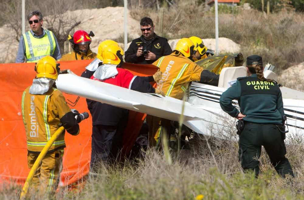 Dos muertos al estrellarse su avioneta en Mutxamel