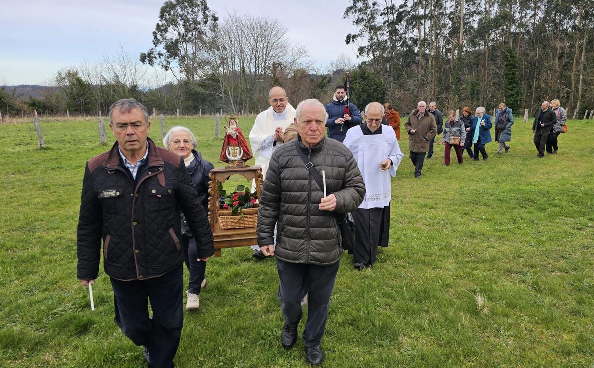 Un momento de la procesión.