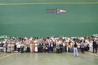 La entrega de distinciones en el Grupo Covadonga, en imágenes