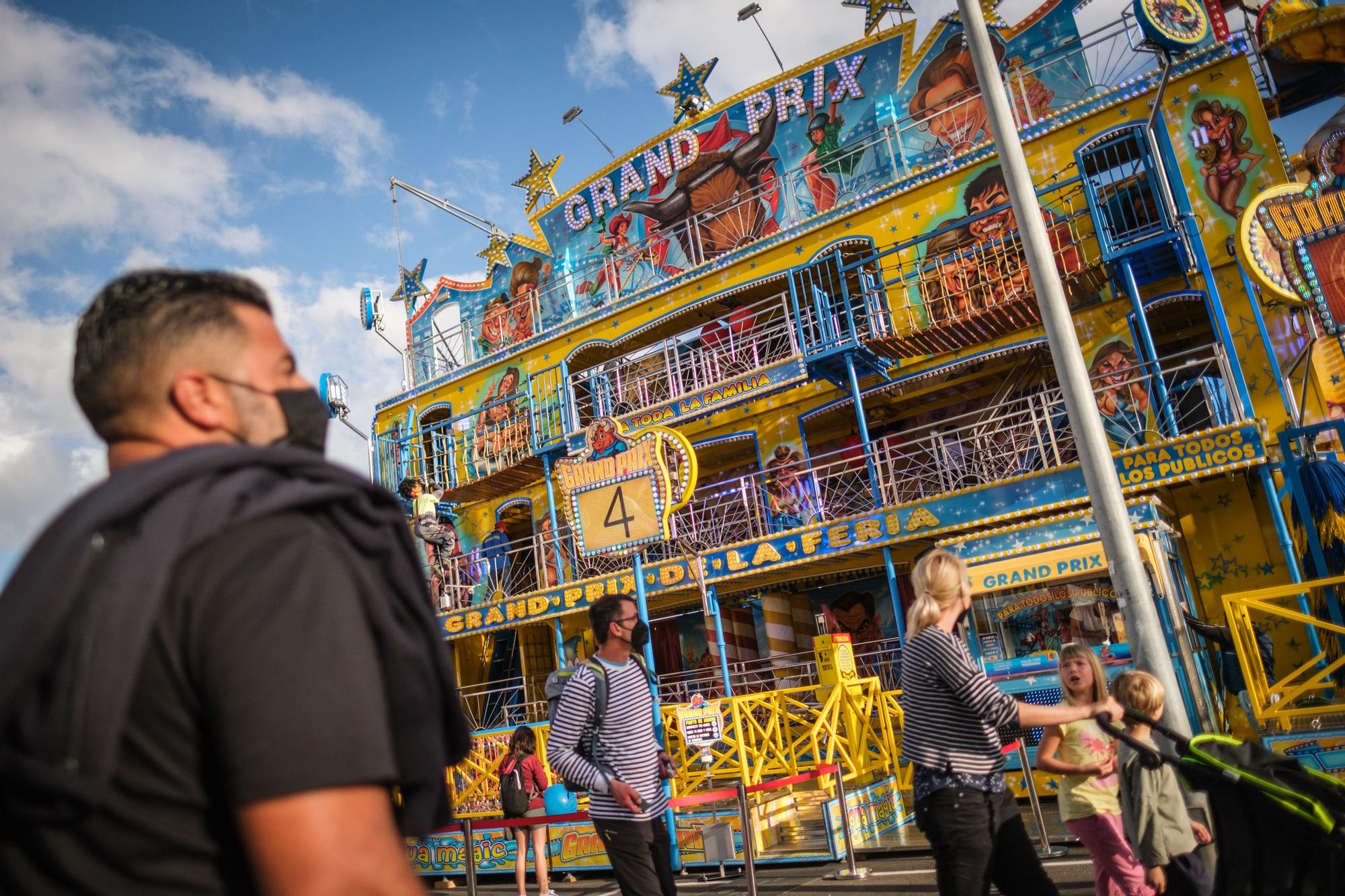 Apertura de la feria de atracciones de Santa Cruz