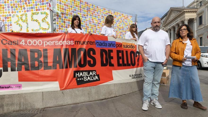 Una madre lancia la campagna 'La Última Foto' per prevenire il suicidio