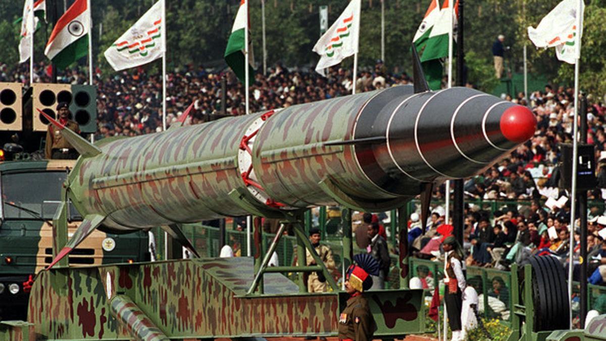 Imagen de archivo de un misil nuclear de la Índia en un desfile por la capital, Nueva Deli.