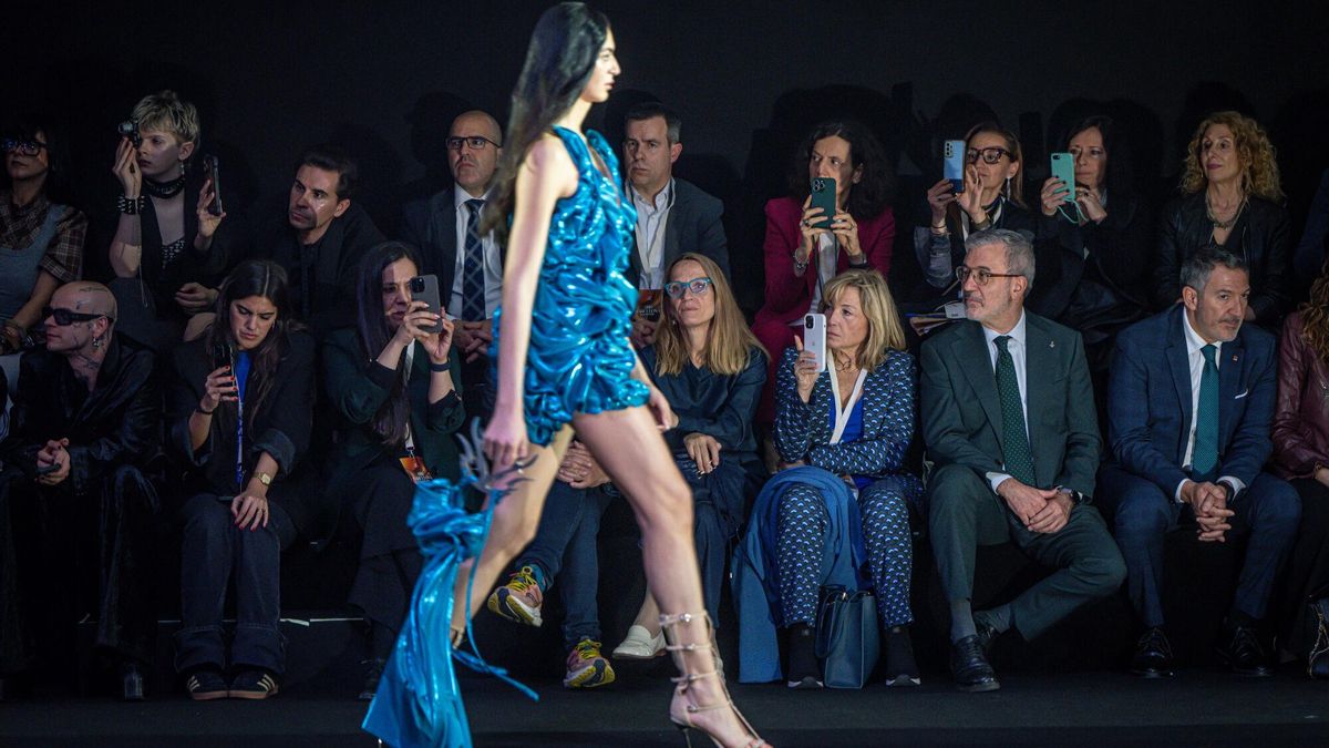 Jaume Collboni en el desfile de María Escoté en la 080 Barcelona Fashion