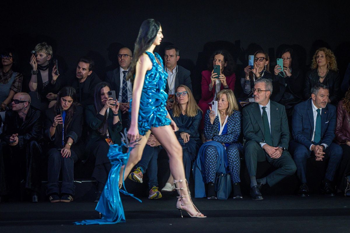 Jaume Collboni en el desfile de María Escoté en la 080 Barcelona Fashion