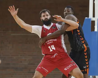 El Valencia Basket suma ante el Casademont Zaragoza su primer triunfo de la pretemporada